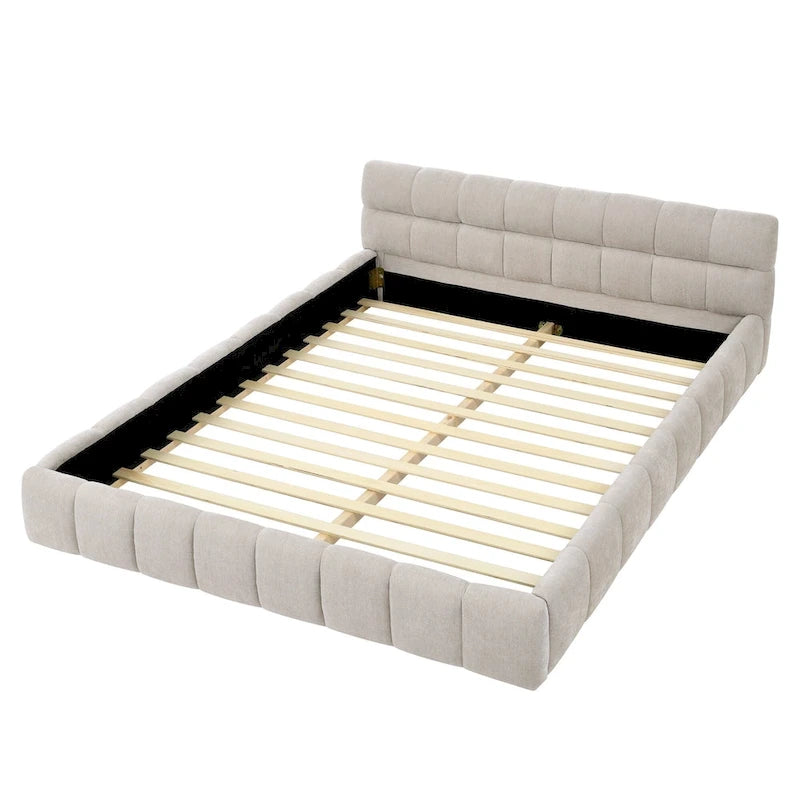 Lit plateforme bas en chenille capitonnée avec tête de lit tuftée
