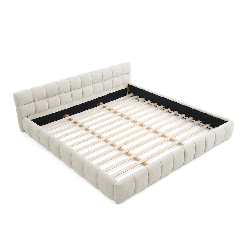 Lit plateforme bas en chenille capitonnée avec tête de lit tuftée