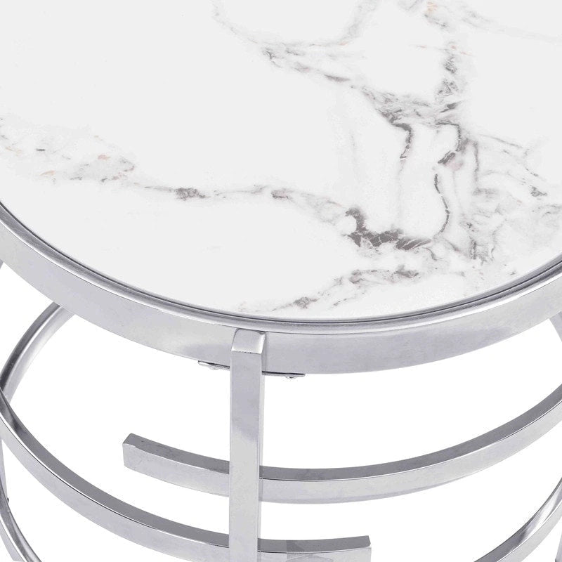 Table d'appoint ronde avec plateau en pierre frittée et piètement métallique en forme d'anneau, gris / argenté / doré