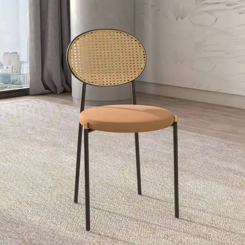 Chaise de salle à manger moderne en velours avec dossier en rotin tressé et piétement en acier à embouts dorés