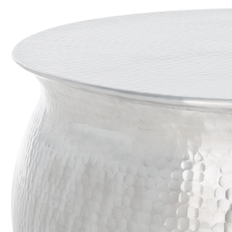 Tabouret de table rond en métal martelé blanc argenté, pièce d'accent artisanal