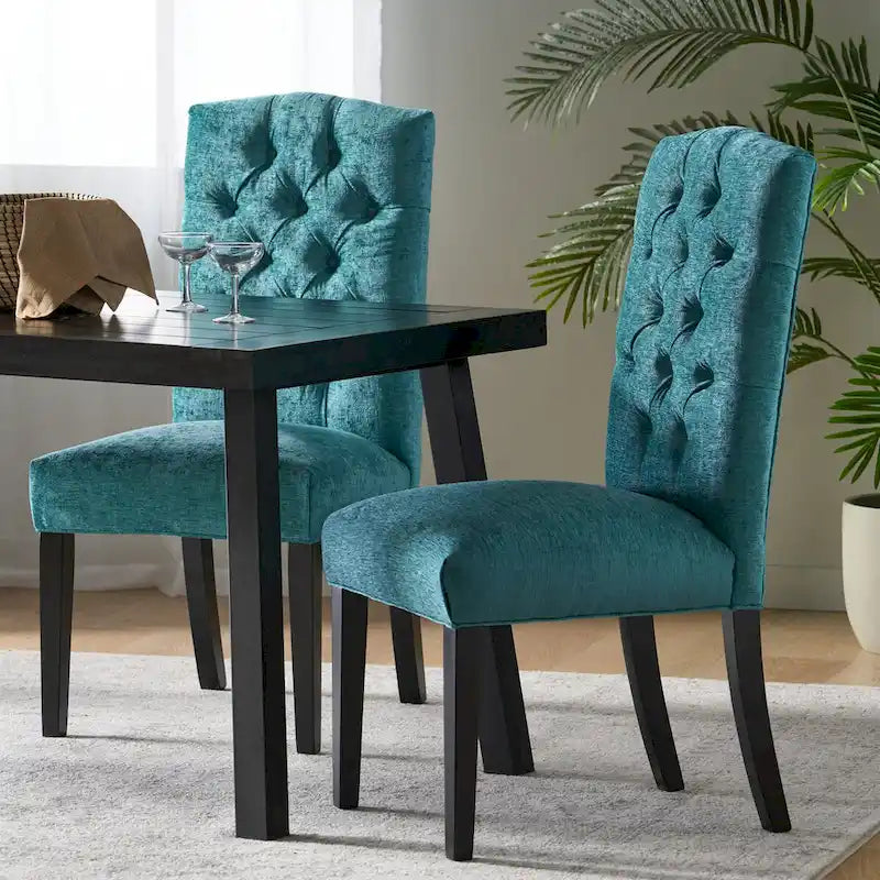 Chaise de salle à manger capitonnée avec dossier boutonné et pieds en bois foncé